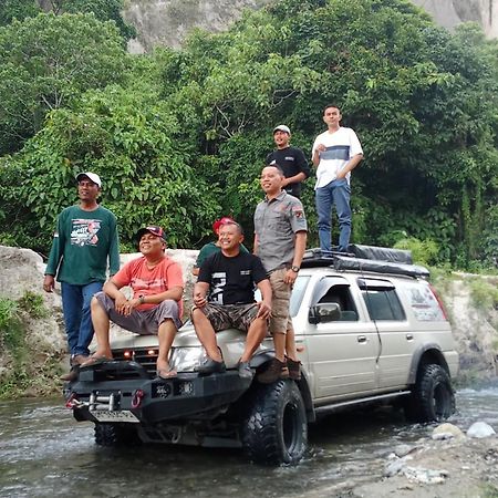 Tapian Ratu Camp Real Bukittinggi Exterior foto