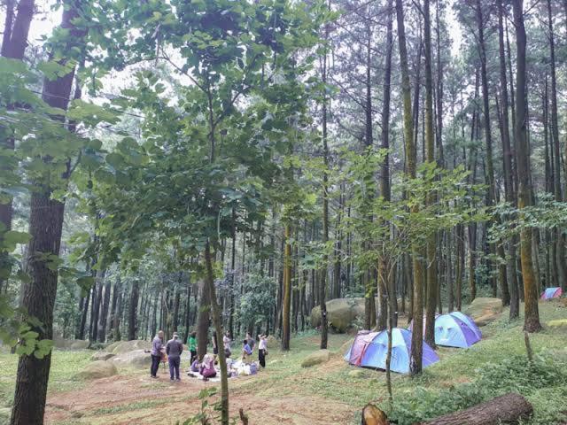 Tapian Ratu Camp Real Bukittinggi Exterior foto