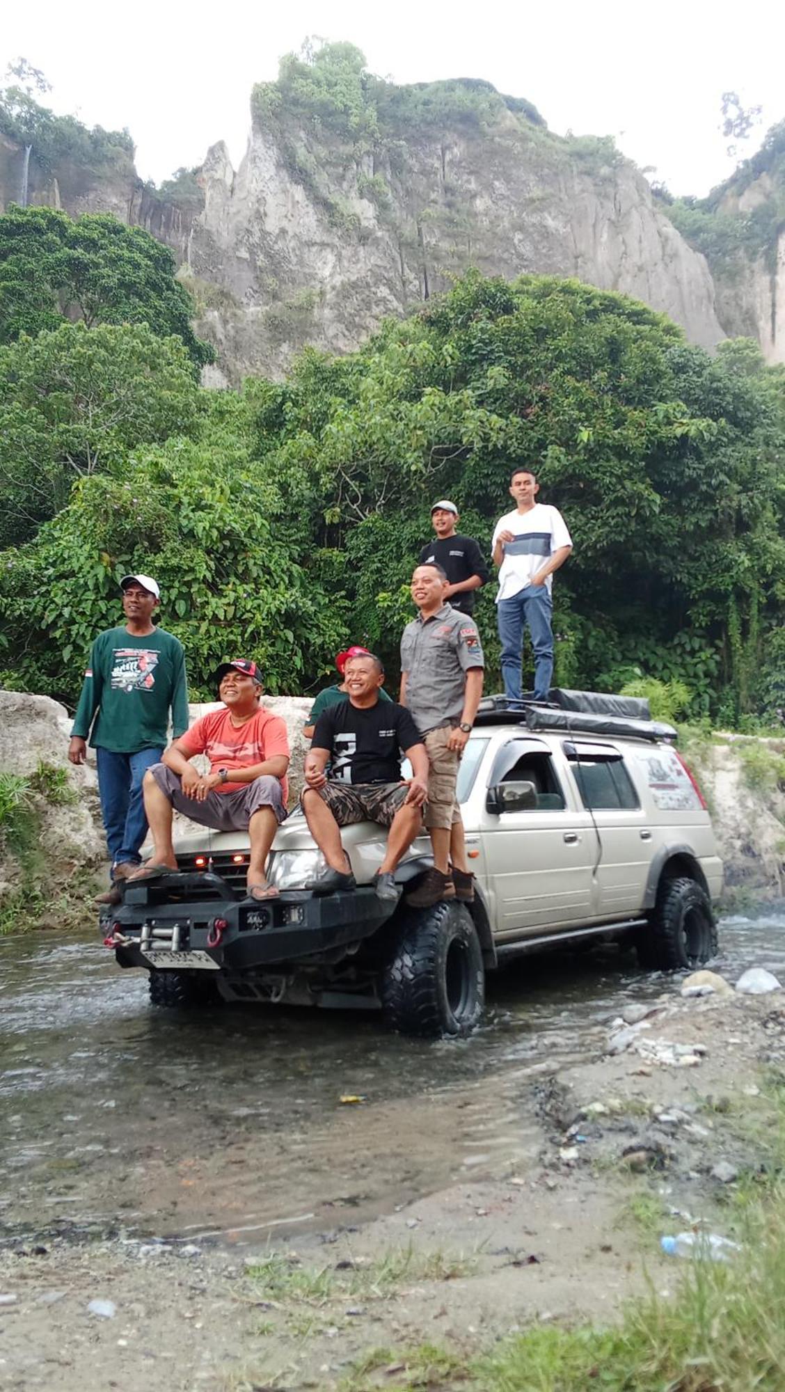 Tapian Ratu Camp Real Bukittinggi Exterior foto